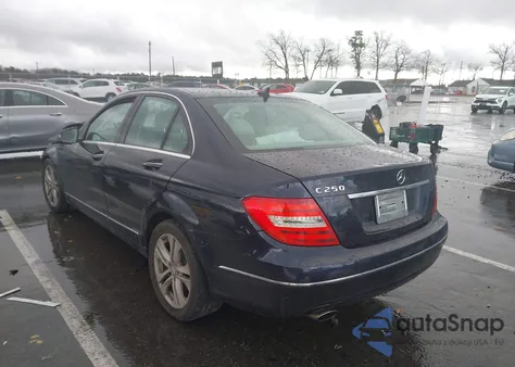 2014 Mercedes-Benz C 250 Luxury from USA, damaged, VIN WDDGF4HB4ER307786